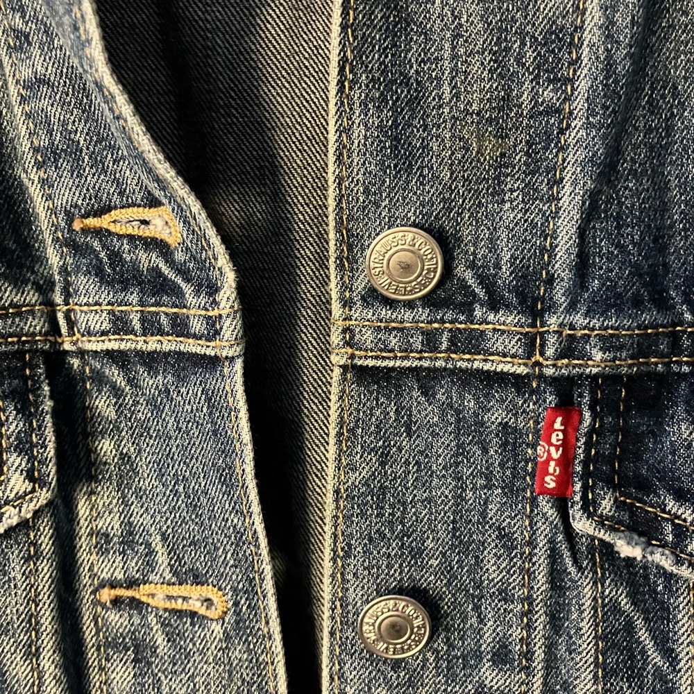 Levi's relaxed boyfriend xs Denim Jacket for Women fits big - Picture 8 of 13